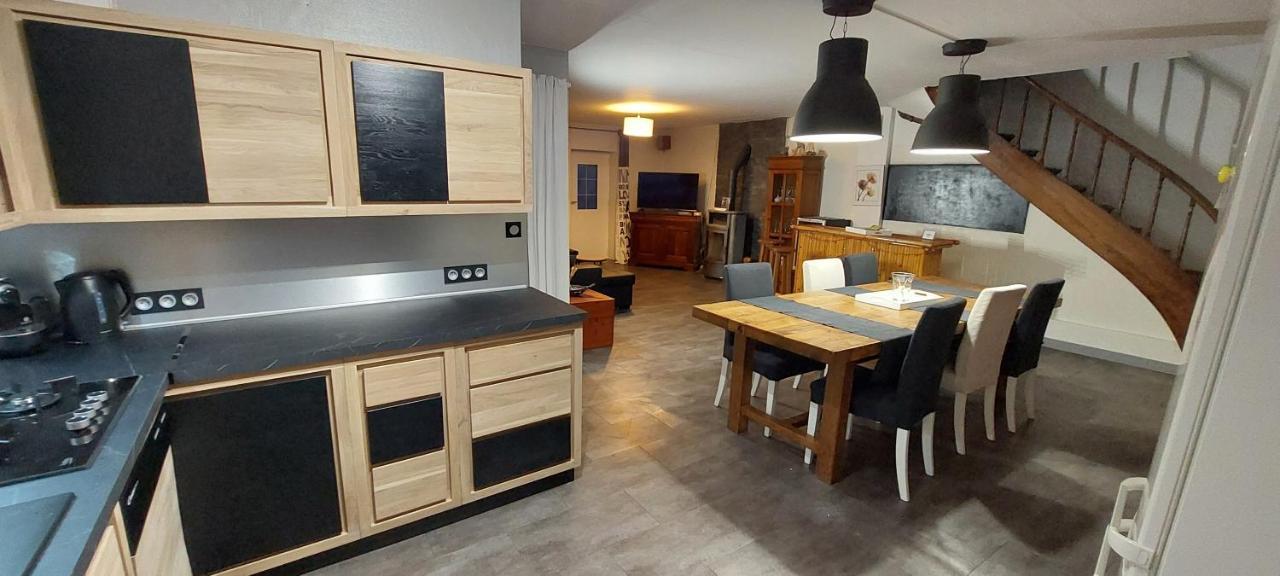 La Talonniere, Maison De Village Avec Terrasse Et 3 Chambres Messas ภายนอก รูปภาพ